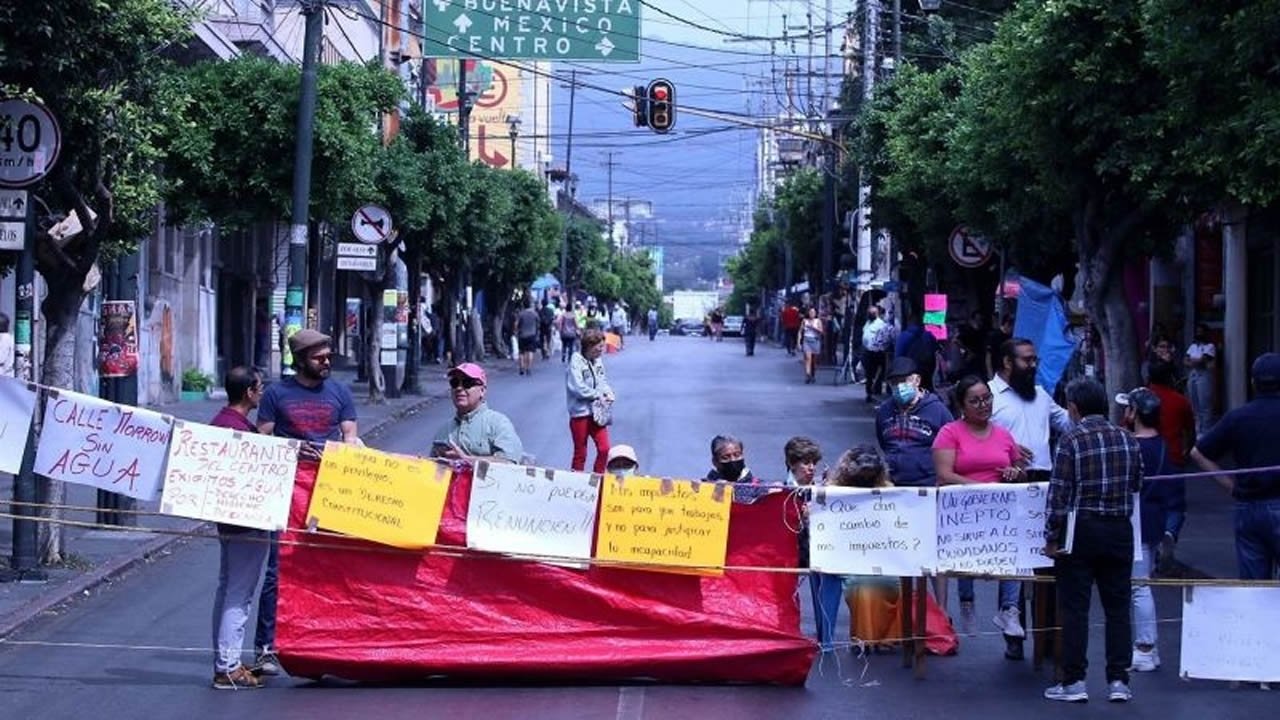 Bloqueo de vecinos, Foto: Margarito Pérez